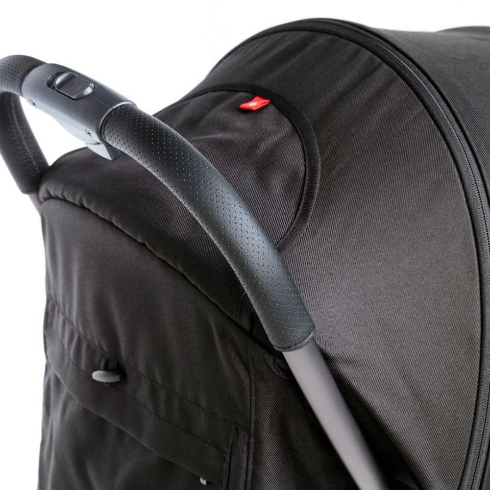 Kompaktni otroški voziček MAST M2