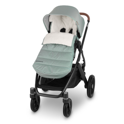 voziček z zimsko vrečo